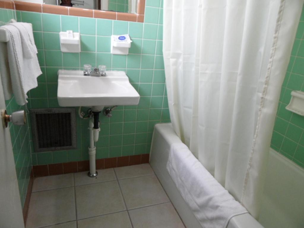 Skyland Motel 科尼利亚 客房 照片