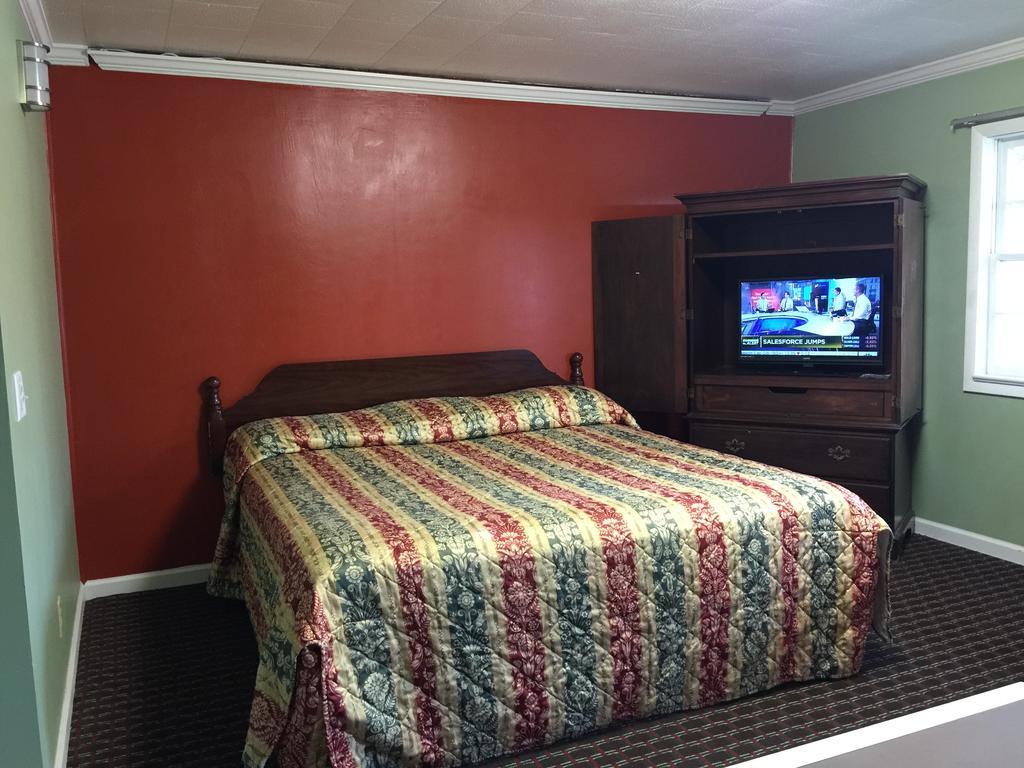 Skyland Motel 科尼利亚 外观 照片